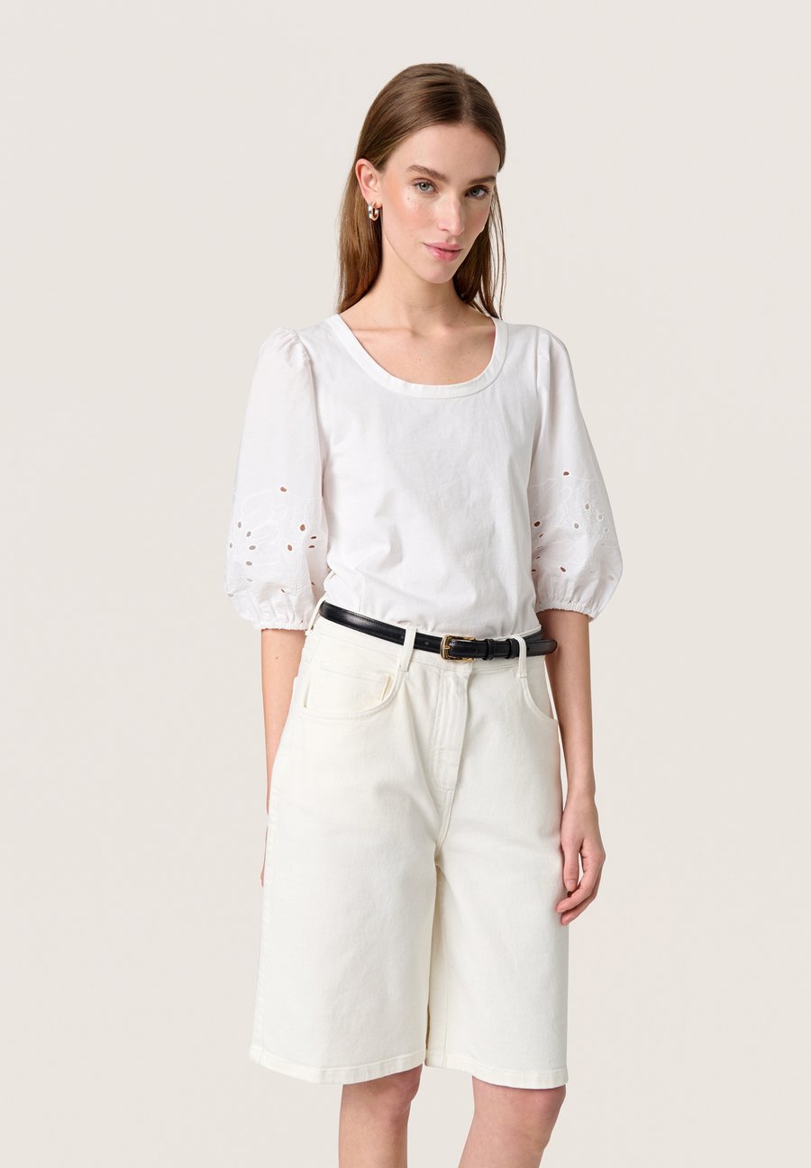 Блуза Soaked in Luxury ENPHIA, Broken White/White
Блуза Soaked in Luxury ENPHIA, Broken White/White