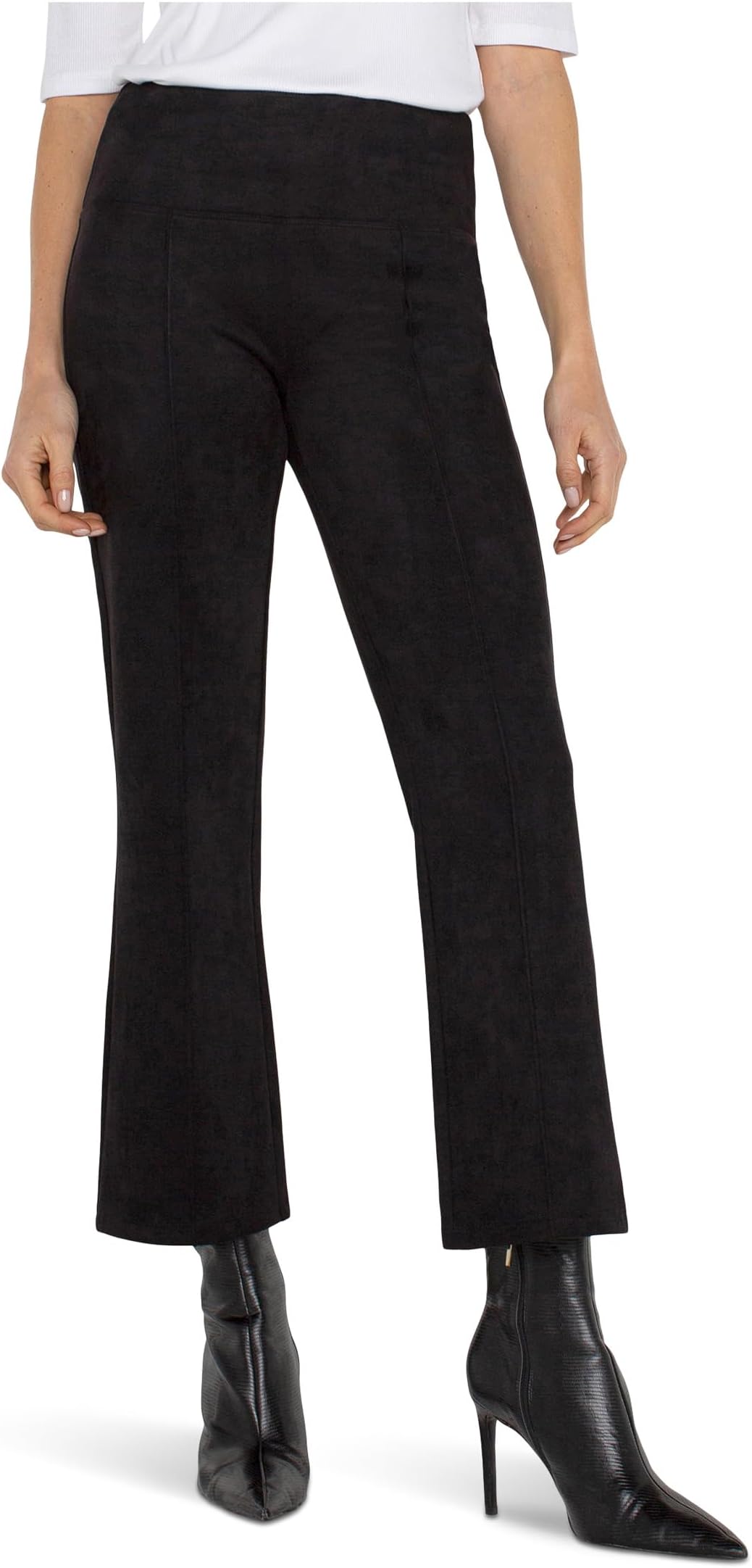 Женские укороченные брюки-клеш Petite Pearl со средней посадкой и защипами, 25 дюймов Liverpool Los Angeles, Black
Женские укороченные брюки-клеш Petite Pearl со средней посадкой и защипами, 25 дюймов Liverpool Los Angeles, Black