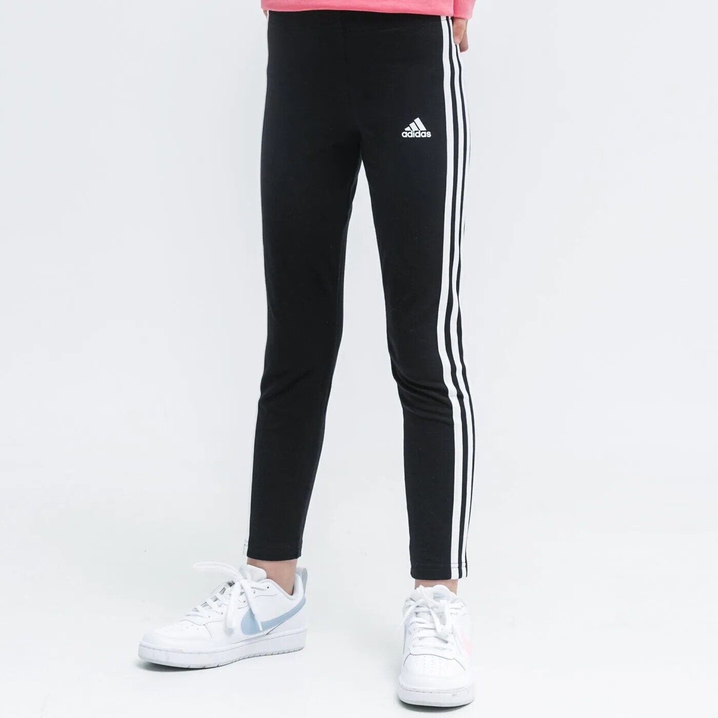 Леггинсы Adidas женские, черный
Леггинсы Adidas женские, черный