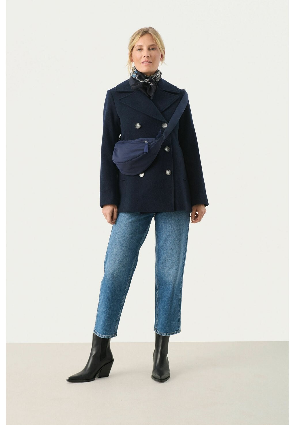 Зимняя куртка LEKIAS Part Two, темно-синий
Зимняя куртка LEKIAS Part Two, темно-синий