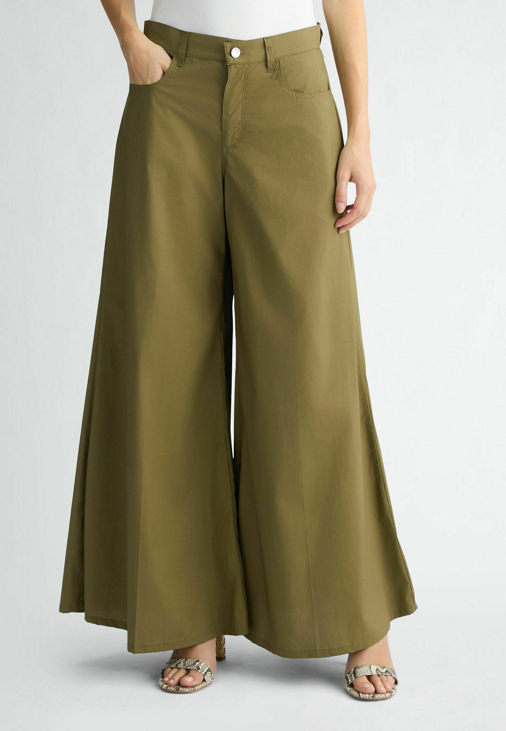 Брюки LIU JO, оливковый
Брюки LIU JO, оливковый