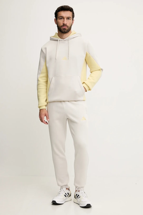 Спортивный костюм FL CB HD TS Adidas, бежевый
Спортивный костюм FL CB HD TS Adidas, бежевый