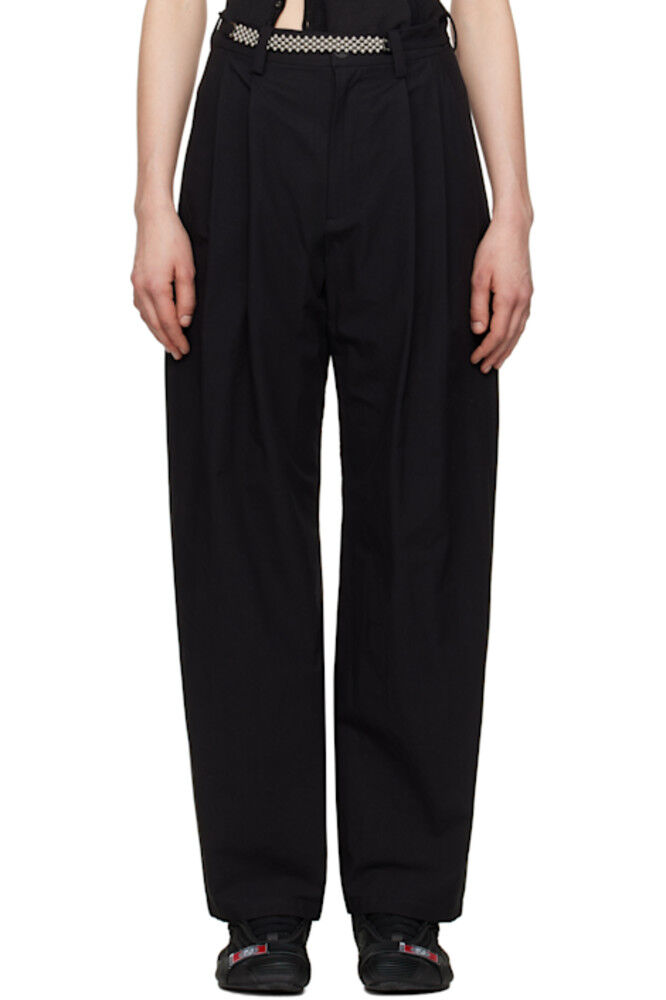 Черные брюки с широким поясом, расшитым бисером HYEIN SEO
Черные брюки с широким поясом, расшитым бисером HYEIN SEO