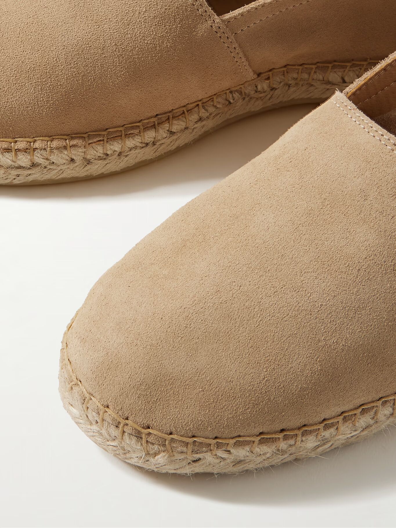 Замшевые эспадрильи Helio FRESCOBOL CARIOCA, бежевый
Замшевые эспадрильи Helio FRESCOBOL CARIOCA, бежевый