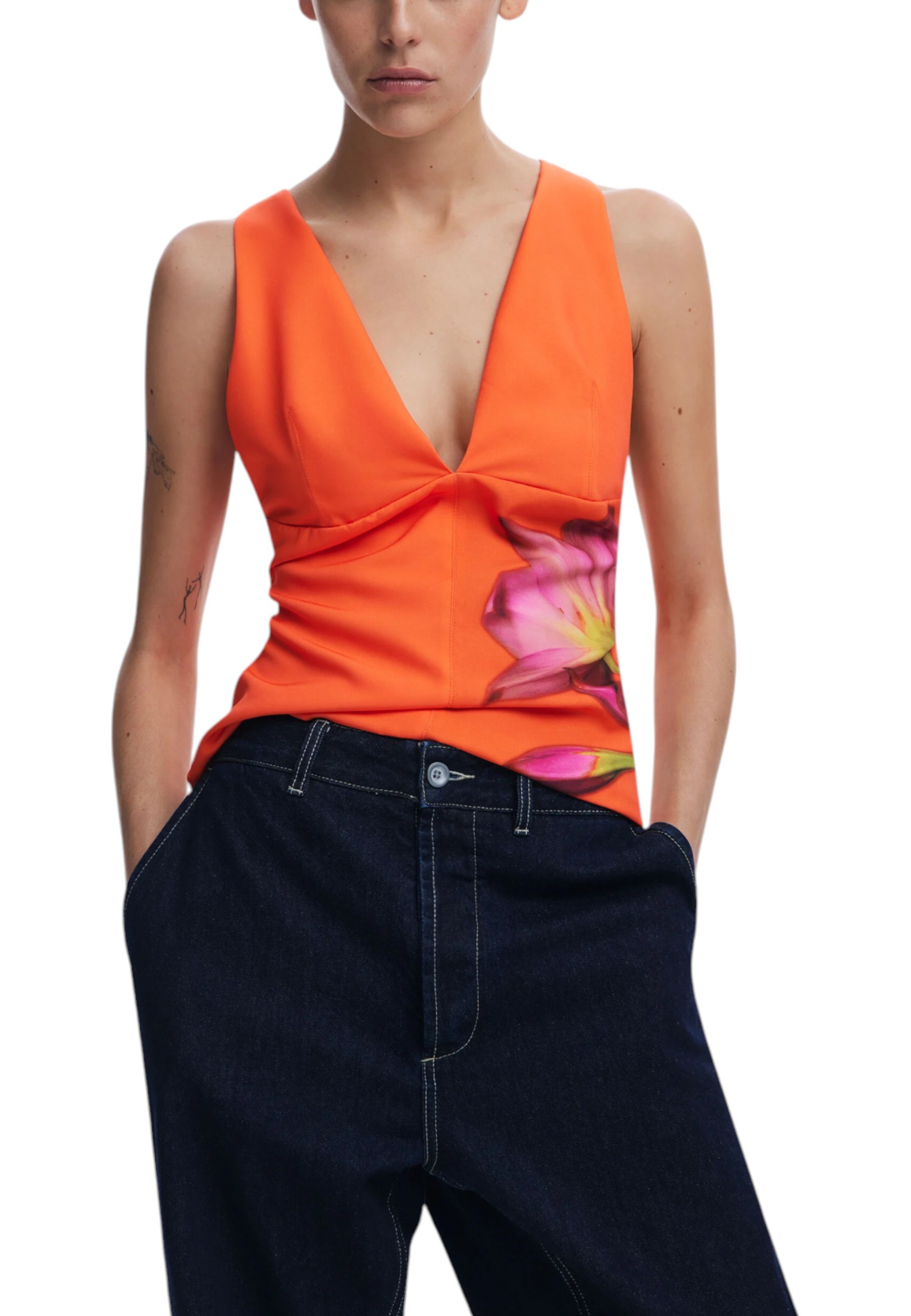 Топы Desigual 
Топы Desigual