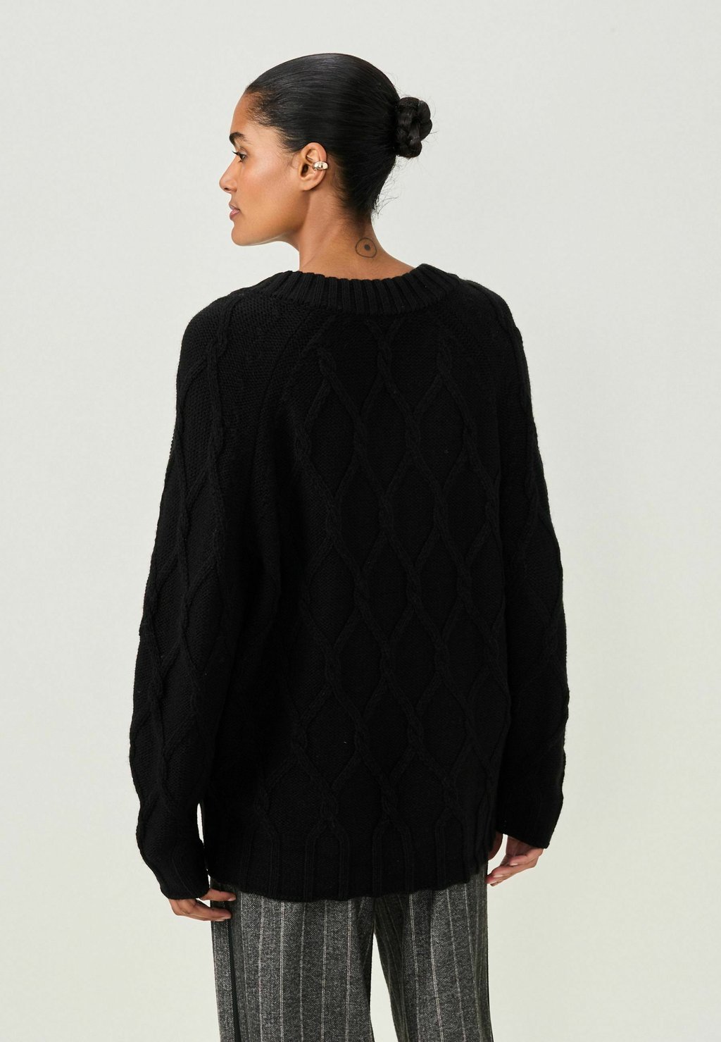 Джемпер PETITE Next, черный
Джемпер PETITE Next, черный