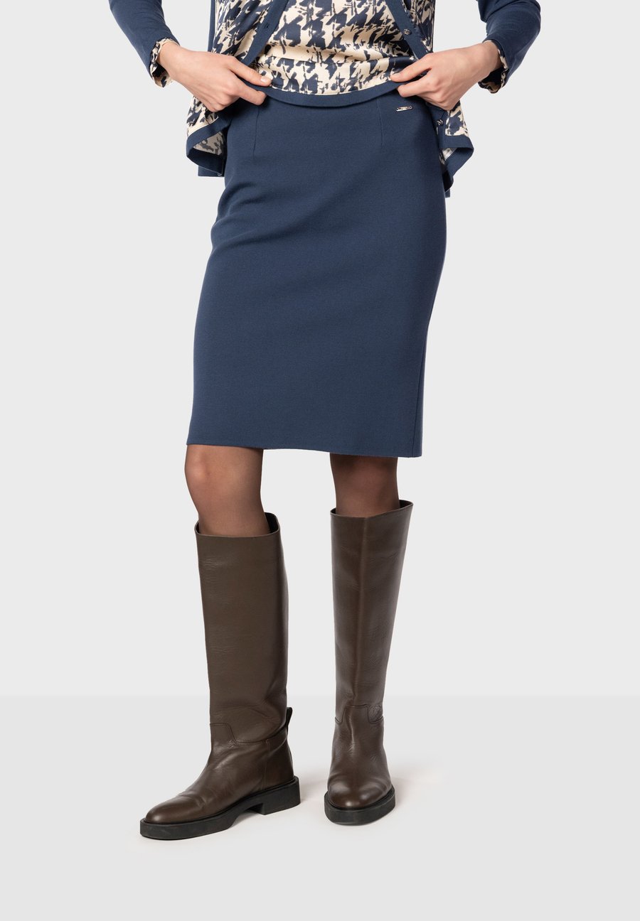 Юбка NAULOVER Pencil skirt, Navy Blue/Dark Blue
Юбка NAULOVER Pencil skirt, Navy Blue/Dark Blue