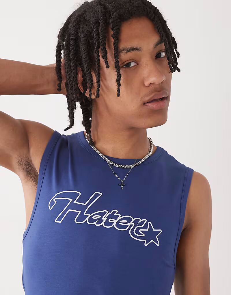 COLLUSION Фестивальная тонкая майка белого цвета с лозунгом национального достояния
COLLUSION Фестивальная тонкая майка белого цвета с лозунгом национального достояния