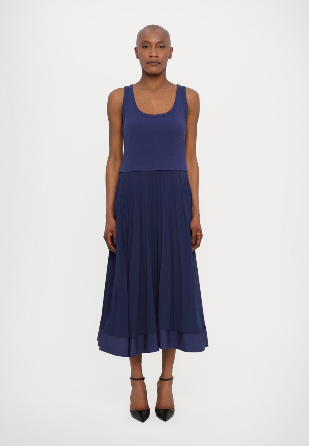 Повседневное платье TRADI Claudie Pierlot, синий
Повседневное платье TRADI Claudie Pierlot, синий