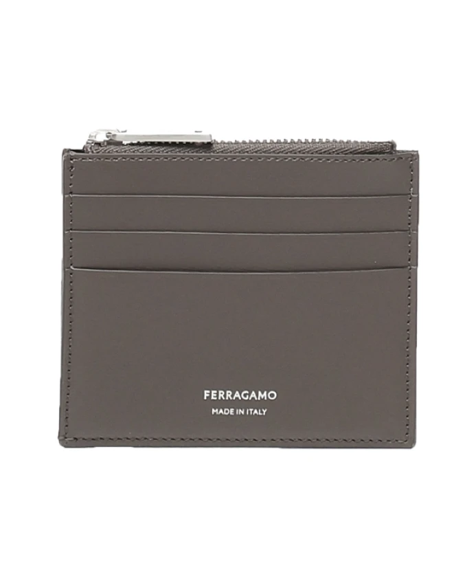 Кошелек из телячьей кожи бежевого цвета с застежкой-молнией Ferragamo, бежевый
Кошелек из телячьей кожи бежевого цвета с застежкой-молнией Ferragamo, бежевый