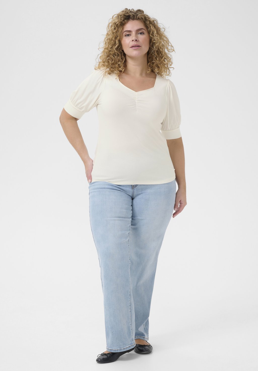 Блуза KCSISSY Kaffe Curve, слоновая кость
Блуза KCSISSY Kaffe Curve, слоновая кость