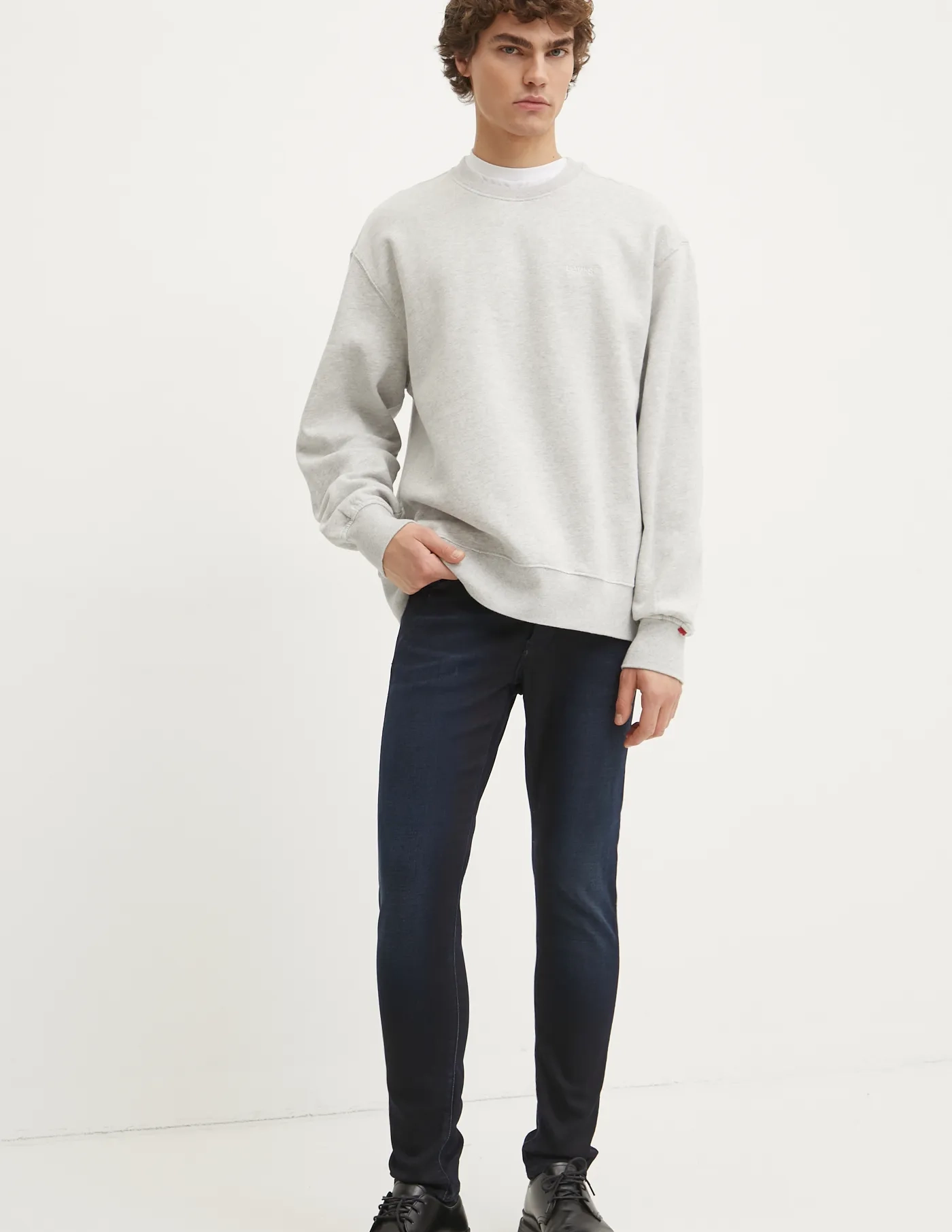 Толстовка Levi's, серый
Толстовка Levi's, серый