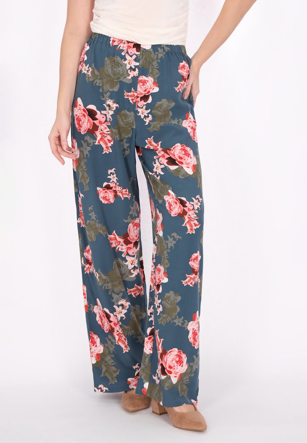 Брюки usha, темно-зеленый
Брюки usha, темно-зеленый