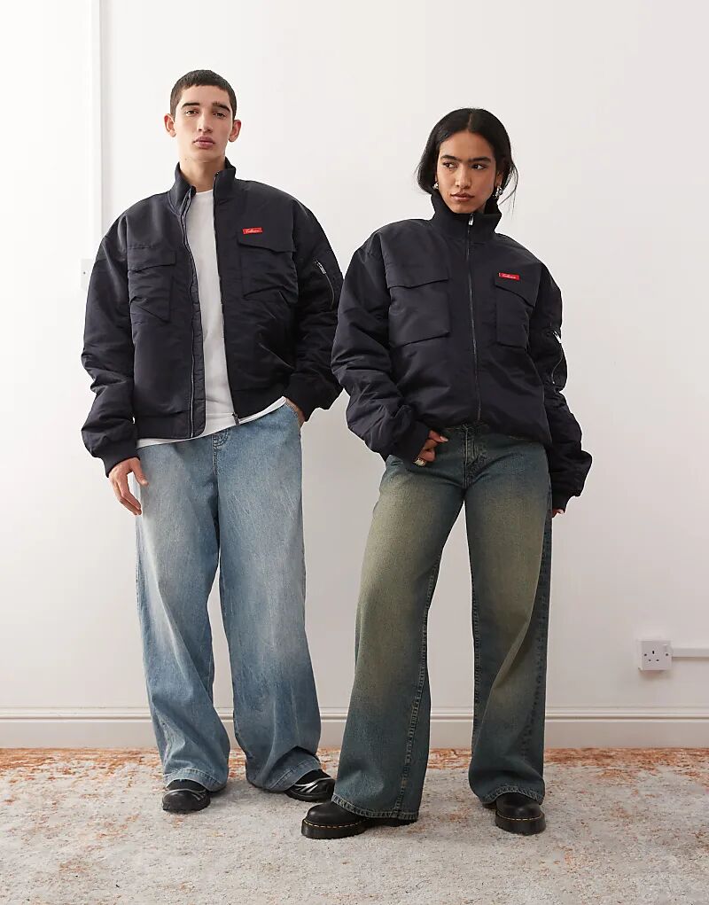 COLLUSION Унисекс-бомбер с высоким воротом в темно-синем цвете
COLLUSION Унисекс-бомбер с высоким воротом в темно-синем цвете