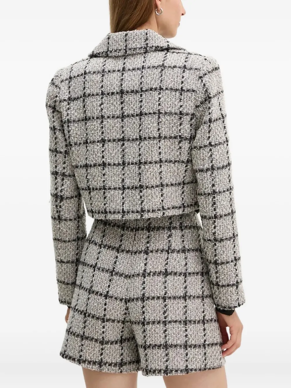 Укороченный блейзер в клетку Bruuns Bazaar, нейтральный
Укороченный блейзер в клетку Bruuns Bazaar, нейтральный