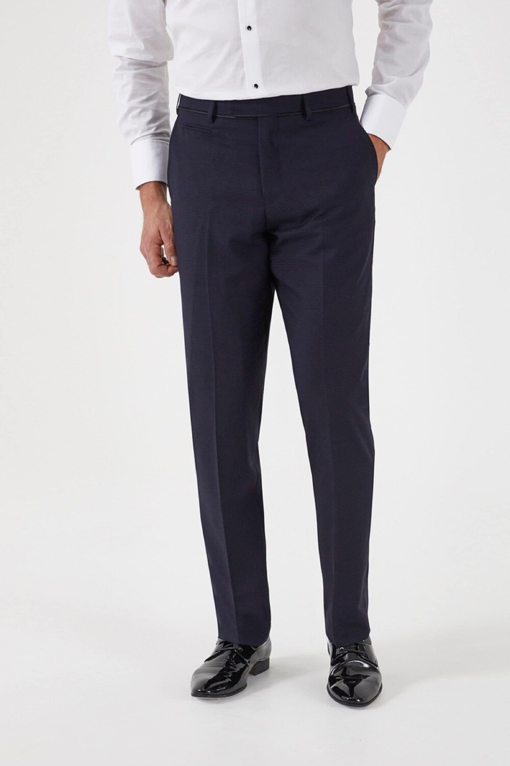 Newman темно-синие костюмные брюки узкого кроя в клетку Skopes, синий
Newman темно-синие костюмные брюки узкого кроя в клетку Skopes, синий