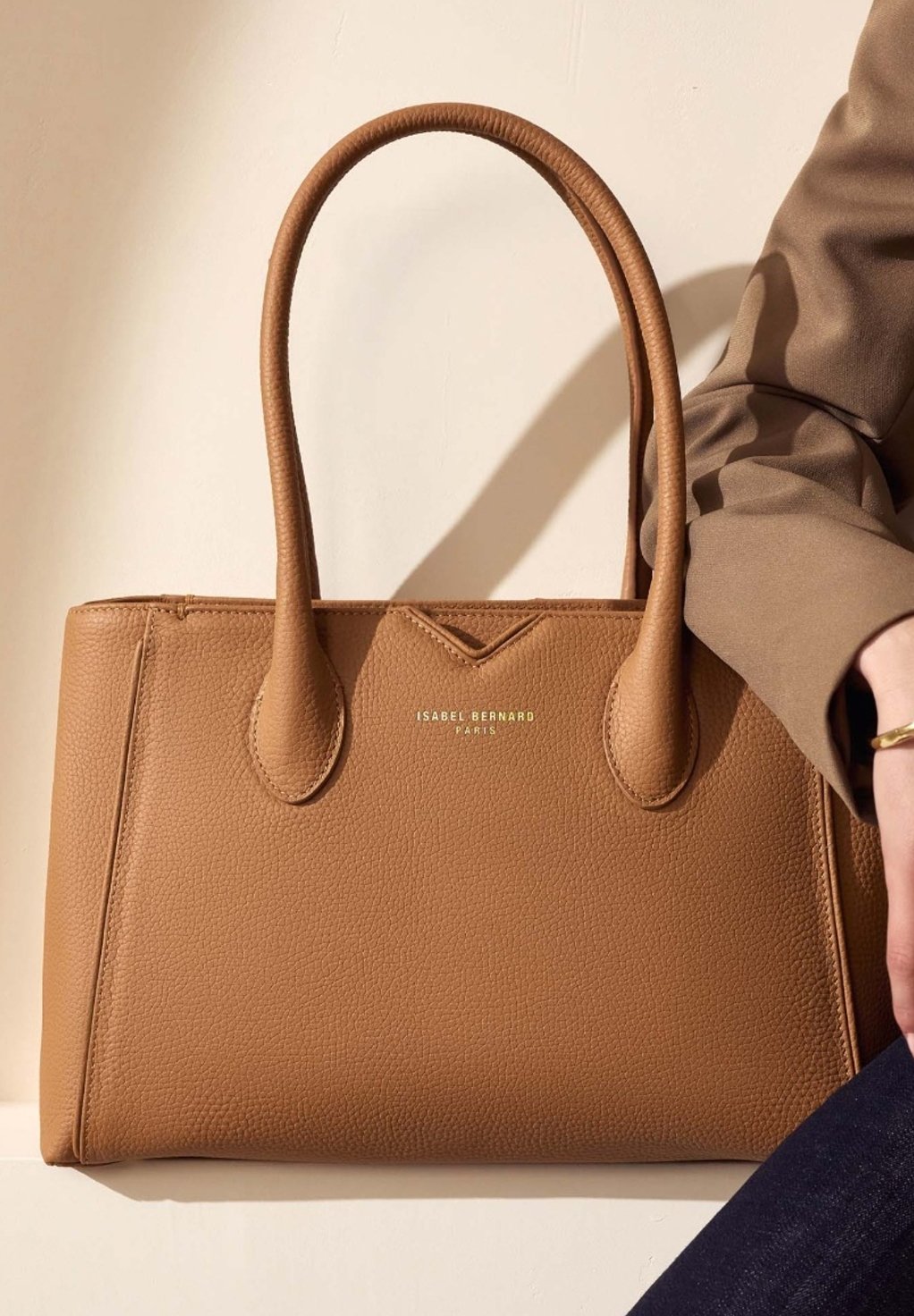 Сумка Isabel Bernard, коричневый
Сумка Isabel Bernard, коричневый