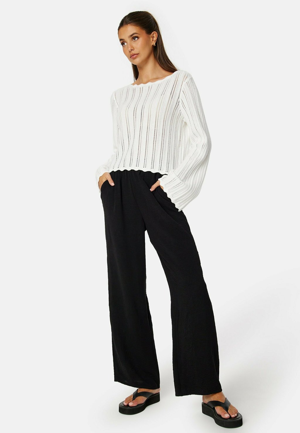 Джемпер ALINE Bubbleroom, белый
Джемпер ALINE Bubbleroom, белый