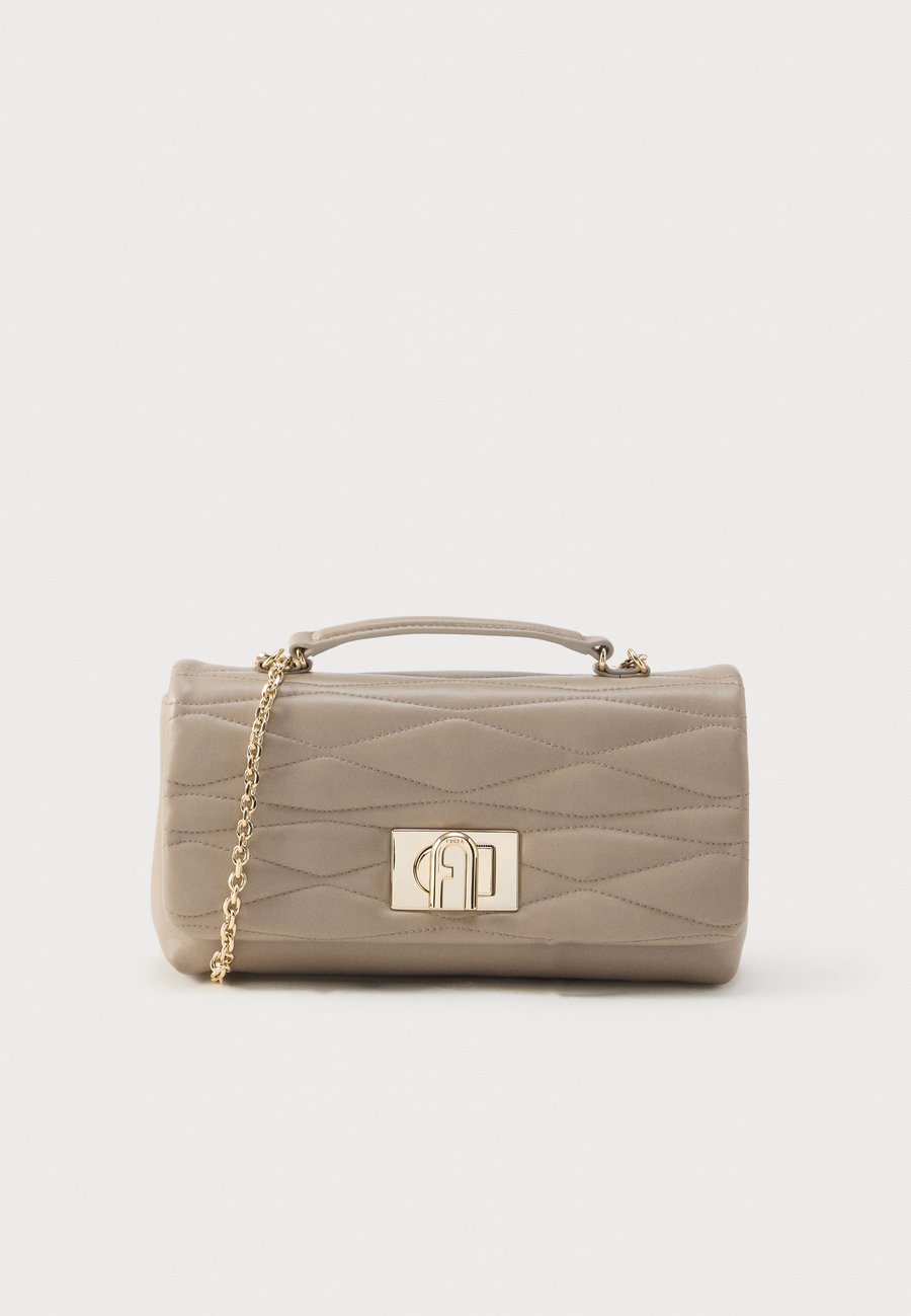 Сумка кросс-боди Furla 1927 MINI CROSSBODY, Linen/Light Grey
Сумка кросс-боди Furla 1927 MINI CROSSBODY, Linen/Light Grey