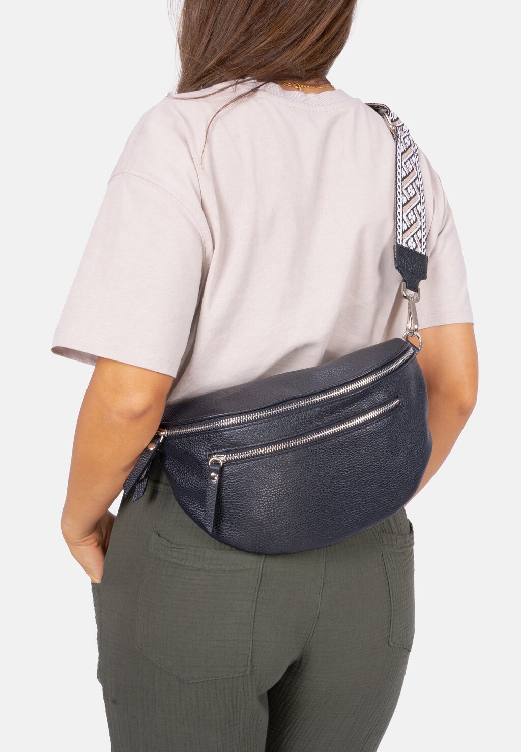 Сумка через плечо ELLA Seasons of April, черный
Сумка через плечо ELLA Seasons of April, черный