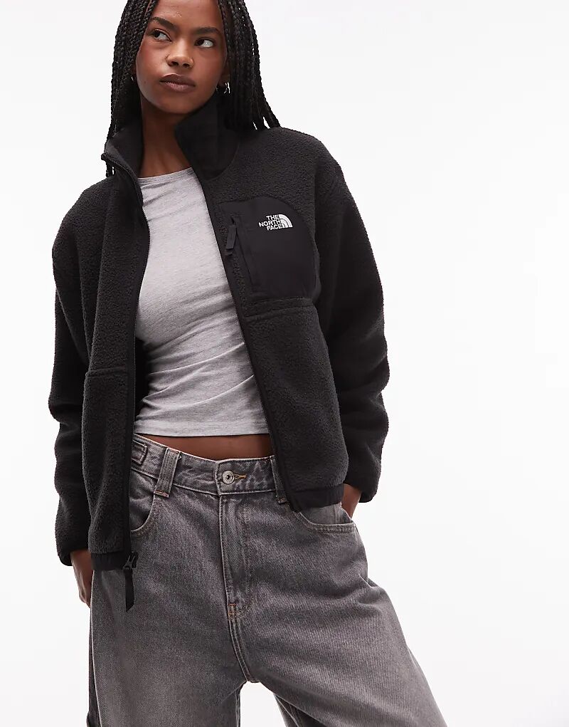 Флисовая куртка North Face Yumiori Off-Pike черного цвета с застежкой-молнией
Флисовая куртка North Face Yumiori Off-Pike черного цвета с застежкой-молнией