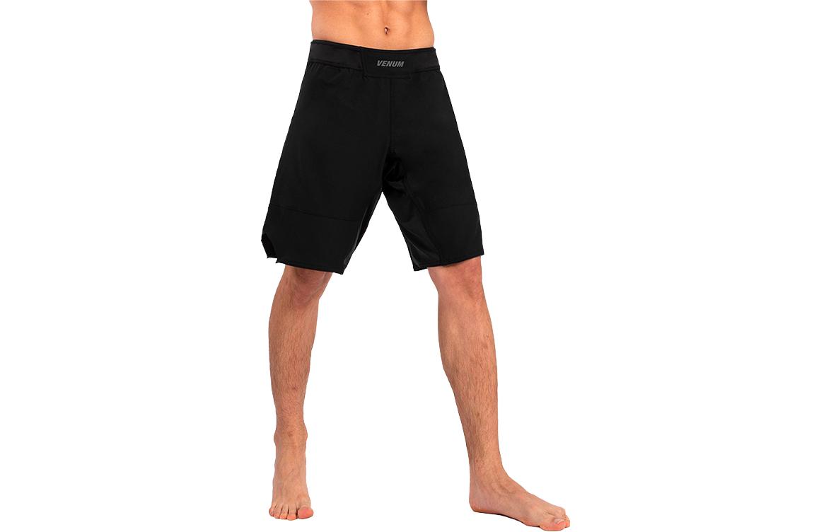 VENUM Спортивные шорты мужские черные
VENUM Спортивные шорты мужские черные