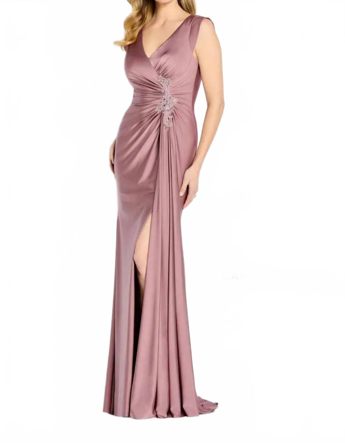 Облегающее платье-футляр без рукавов в цвете розового дерева Cameron Blake
Облегающее платье-футляр без рукавов в цвете розового дерева Cameron Blake