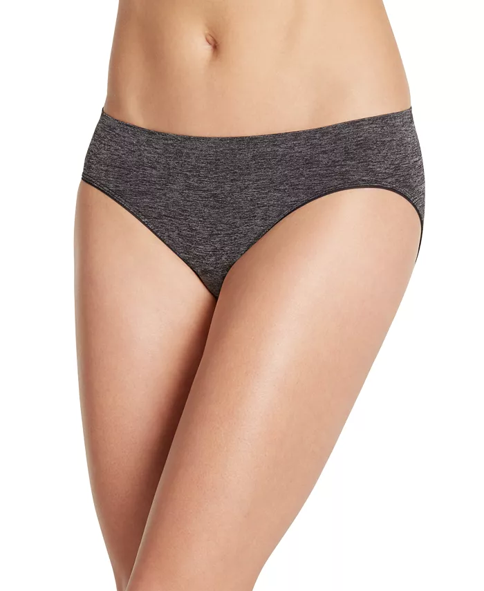 Гладкое и блестящее бесшовное бикини 2186 с эффектом меланжа, доступное в расширенной размерной сетке Jockey, черный
Гладкое и блестящее бесшовное бикини 2186 с эффектом меланжа, доступное в расширенной размерной сетке Jockey, черный