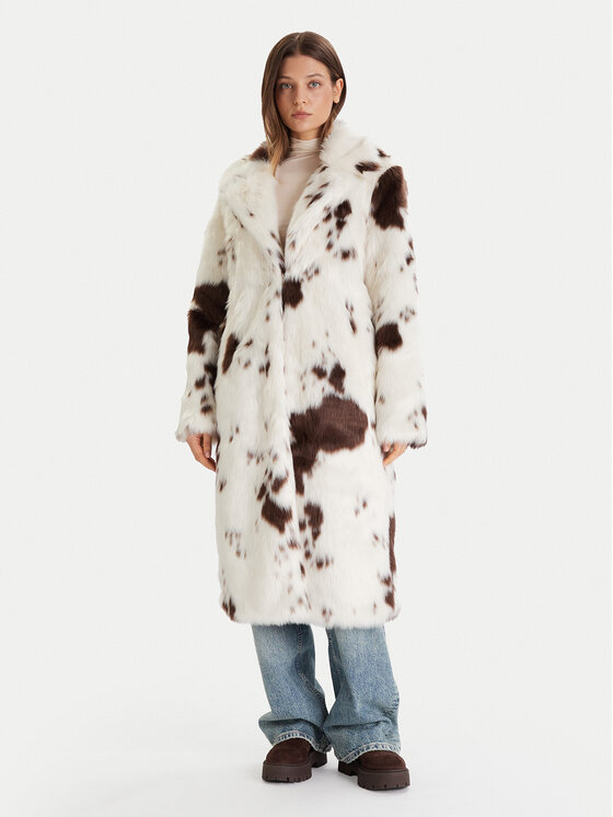 Меховое пальто loose fit Crystal 10343568 Vero Moda, бежевый
Меховое пальто loose fit Crystal 10343568 Vero Moda, бежевый