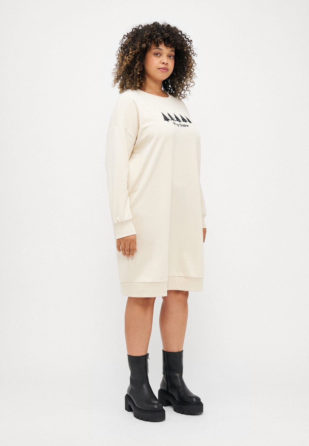 Повседневное платье CARXMAS LIFE O NECK DRESS ONLY Carmakoma, бежевый
Повседневное платье CARXMAS LIFE O NECK DRESS ONLY Carmakoma, бежевый