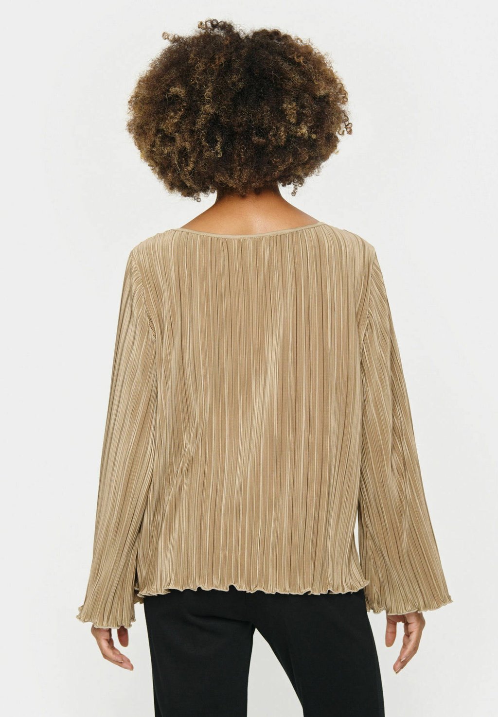 Блуза Saint Tropez, светло-коричневый
Блуза Saint Tropez, светло-коричневый