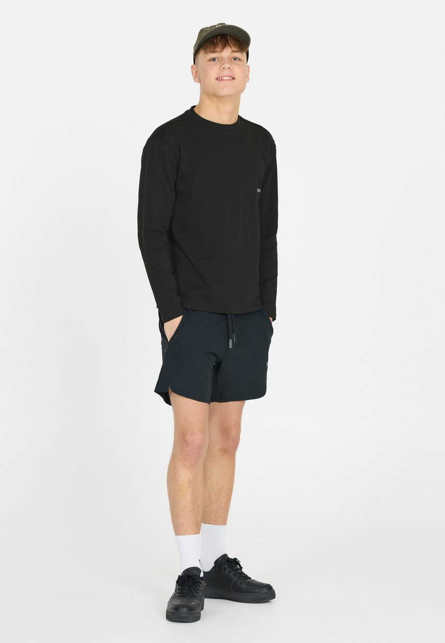 Топ Les'Arcs ZIVE, Black
Топ Les'Arcs ZIVE, Black