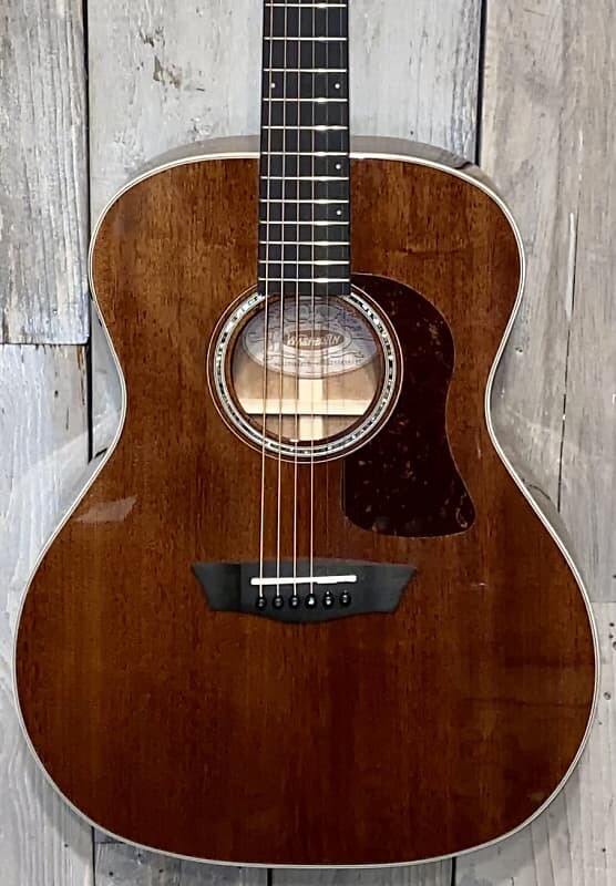 Акустическая гитара Washburn Heritage G120SWE Grand Auditorium Solid Mahogany A/E & Case, Support Indie Music Shops !
Акустическая гитара Washburn Heritage G120SWE Grand Auditorium Solid Mahogany A/E & Case, Support Indie Music Shops !
