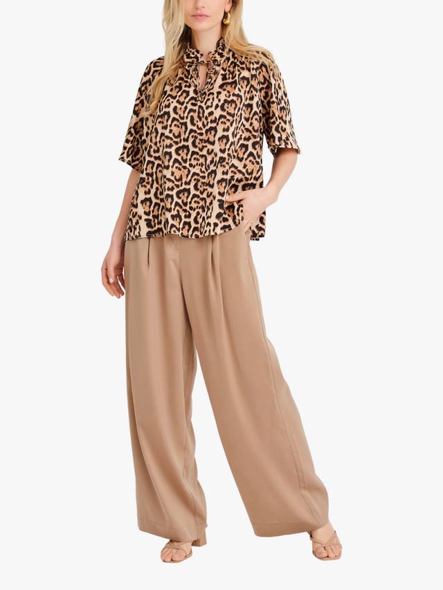 Топ Leosine с леопардовым принтом A-VIEW, Multi
Топ Leosine с леопардовым принтом A-VIEW, Multi