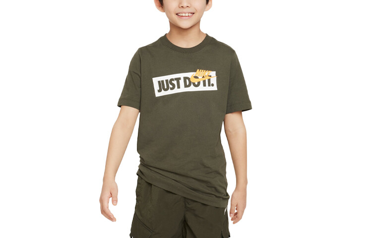 Детская футболка Nike, зеленый
Детская футболка Nike, зеленый