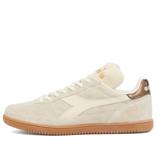 Золотистые комнатные ворсистые кроссовки Diadora, бежевый bleached
Золотистые комнатные ворсистые кроссовки Diadora, бежевый bleached