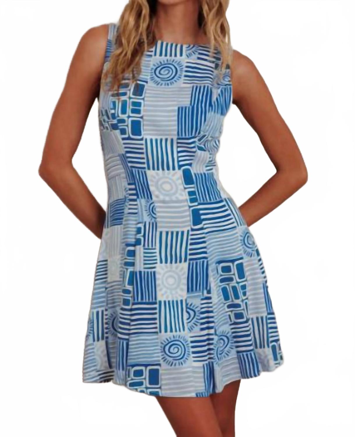 Синее мини-платье с принтом мозаика One and Only Collective
Синее мини-платье с принтом мозаика One and Only Collective