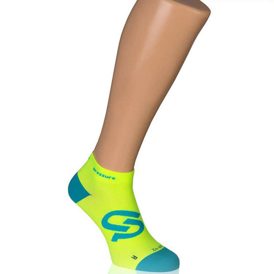 UNDER PRESSURE Сверхлегкие кроссовки
UNDER PRESSURE Сверхлегкие кроссовки