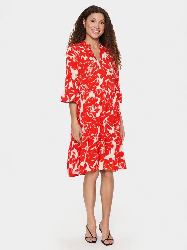 Платье Eda Abstract с ярусами длиной до колена Saint Tropez, Red/Multi
Платье Eda Abstract с ярусами длиной до колена Saint Tropez, Red/Multi