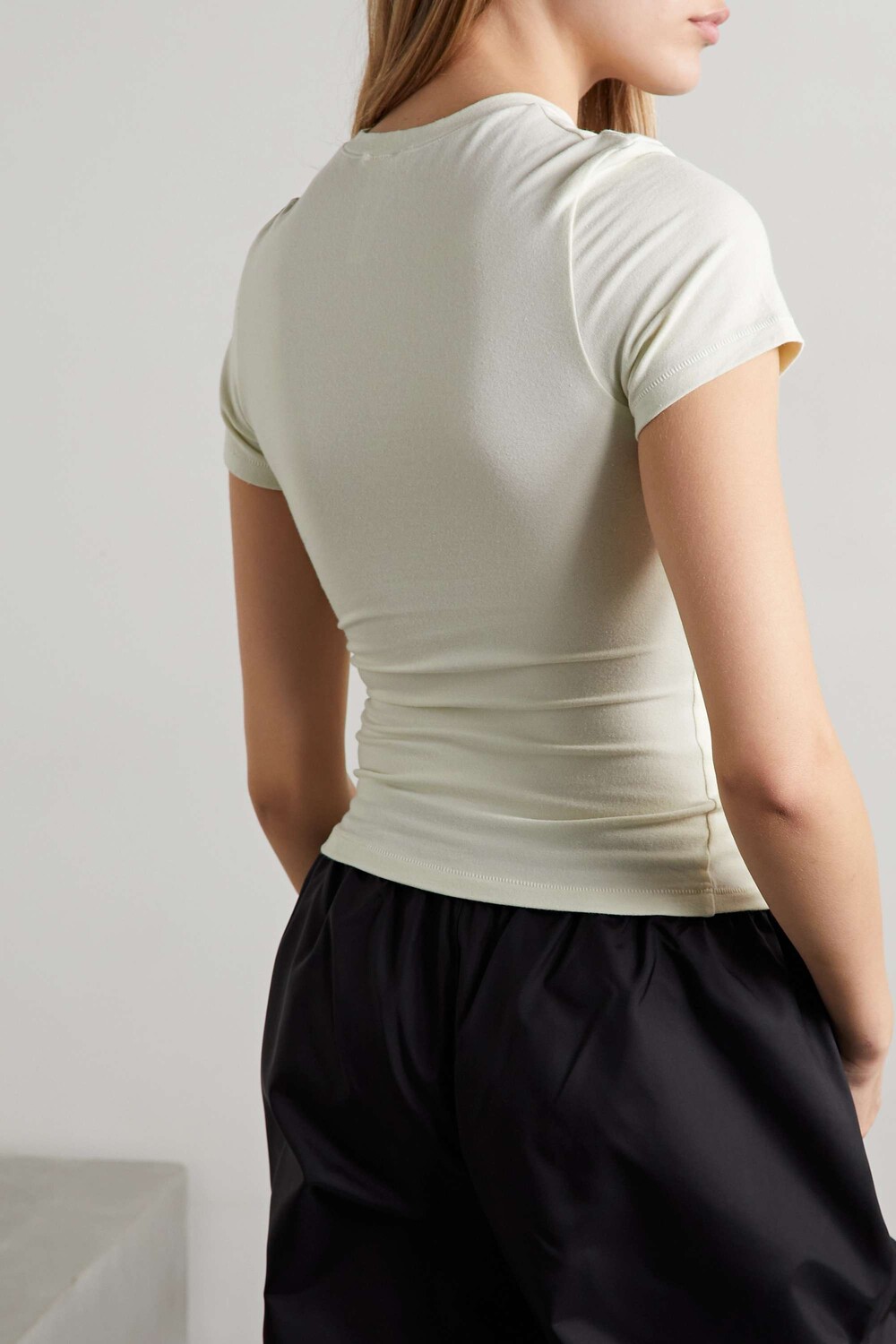 SKIMS Футболка из эластичного хлопкового джерси - Bone, кремовый, Бежевый, SKIMS Футболка из эластичного хлопкового джерси - Bone, кремовый
SKIMS Футболка из эластичного хлопкового джерси - Bone, кремовый, Бежевый, SKIMS Футболка из эластичного хлопкового джерси - Bone, кремовый