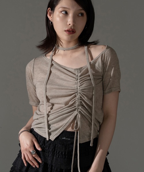 Топ с открытыми плечами и завязками Apres Jour Mignon, бежевый
Топ с открытыми плечами и завязками Apres Jour Mignon, бежевый