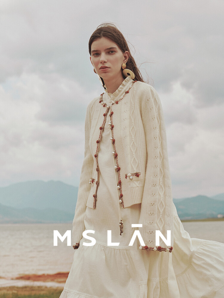 Длинное платье Mslan романтическое для женщин, бежевый
Длинное платье Mslan романтическое для женщин, бежевый