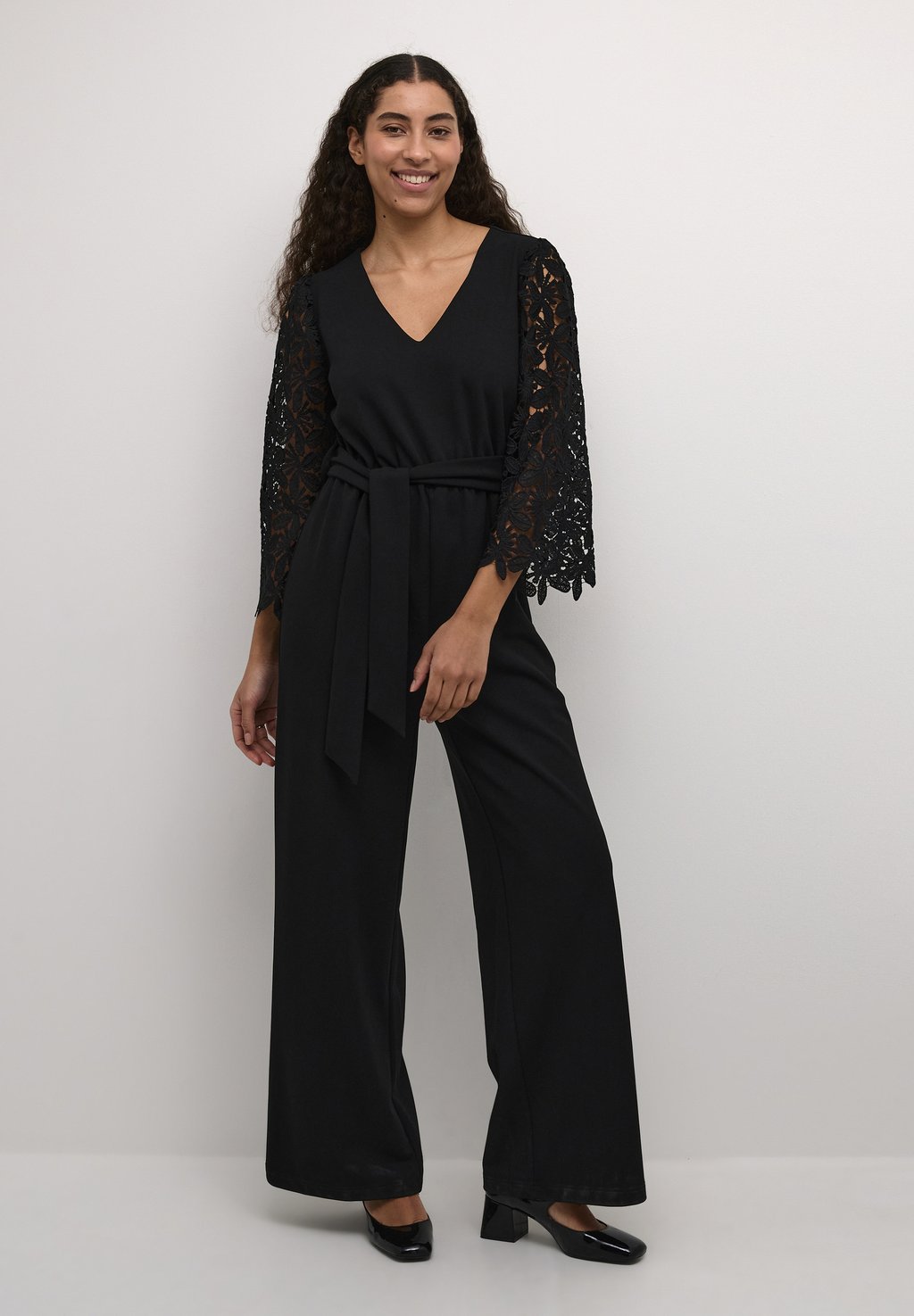 Комбинезон EMILY Kaffe, черный
Комбинезон EMILY Kaffe, черный