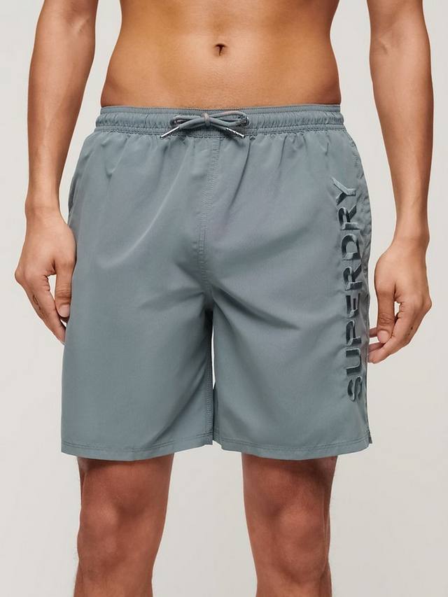 Вышитые 17-дюймовые плавательные шорты премиум-класса Superdry, цвет Stormy Weather Grey
Вышитые 17-дюймовые плавательные шорты премиум-класса Superdry, цвет Stormy Weather Grey