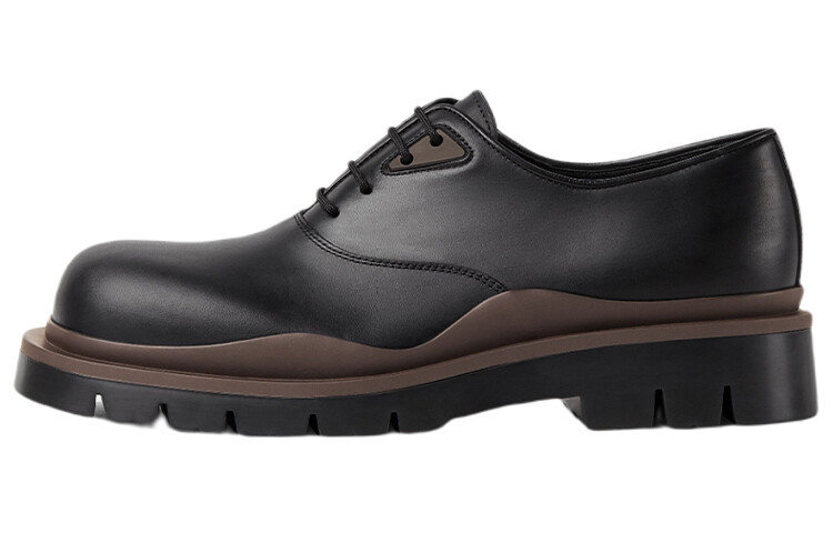 Кожаные туфли Bottega Veneta, черный
Кожаные туфли Bottega Veneta, черный