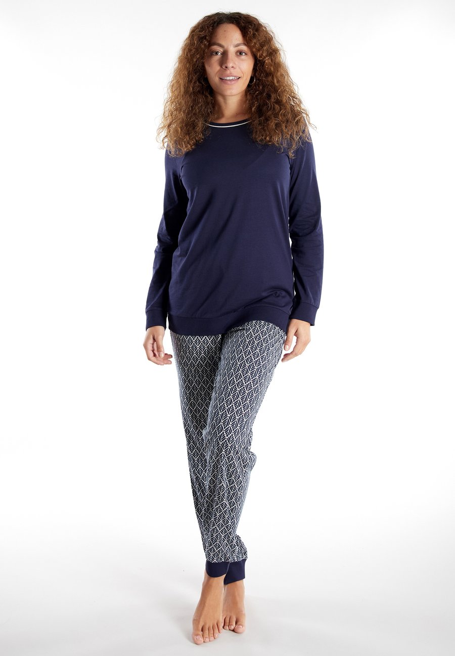 Пижамный комплект Götzburg Pyjama set, Blau Mittel Allover/Blue
Пижамный комплект Götzburg Pyjama set, Blau Mittel Allover/Blue