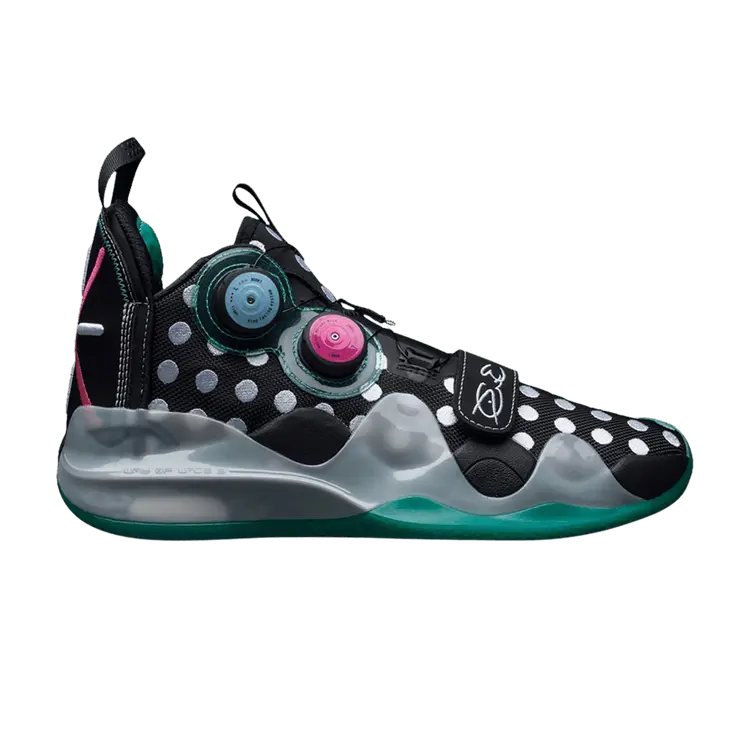 Кроссовки Way of Wade 8 'Polka Dot', черный
Кроссовки Way of Wade 8 'Polka Dot', черный