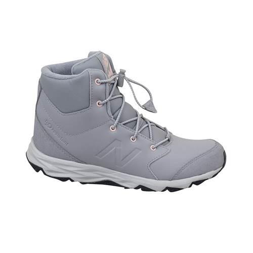 Кроссовки New Balance 800
Кроссовки New Balance 800