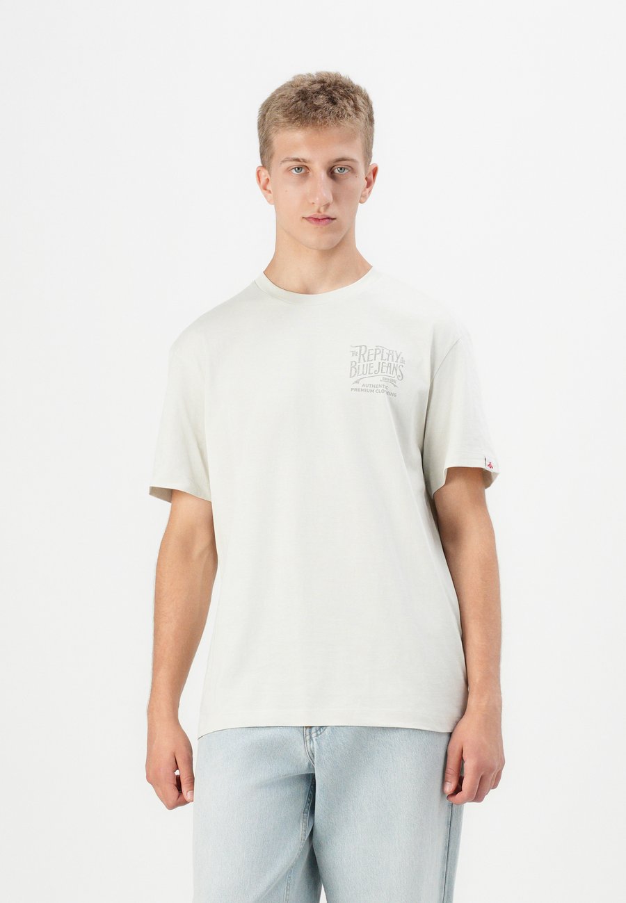 Футболка Replay Print T-shirt, Cloud/Off-White, Белый, Футболка Replay Print T-shirt, Cloud/Off-White
Футболка Replay Print T-shirt, Cloud/Off-White, Белый, Футболка Replay Print T-shirt, Cloud/Off-White