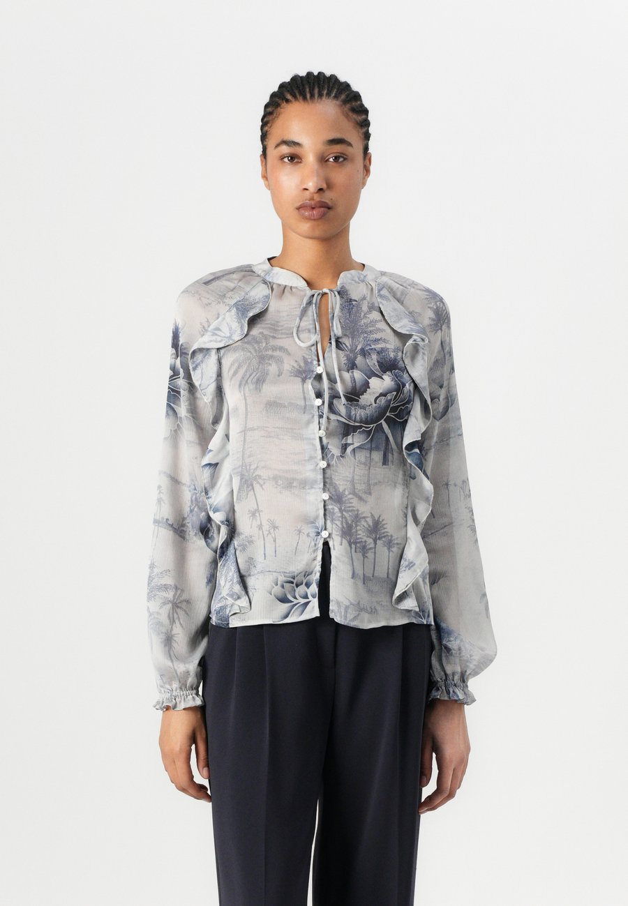 Блуза Guess NEW JOSETTE, Indigo Tropical/Light Blue
Блуза Guess NEW JOSETTE, Indigo Tropical/Light Blue